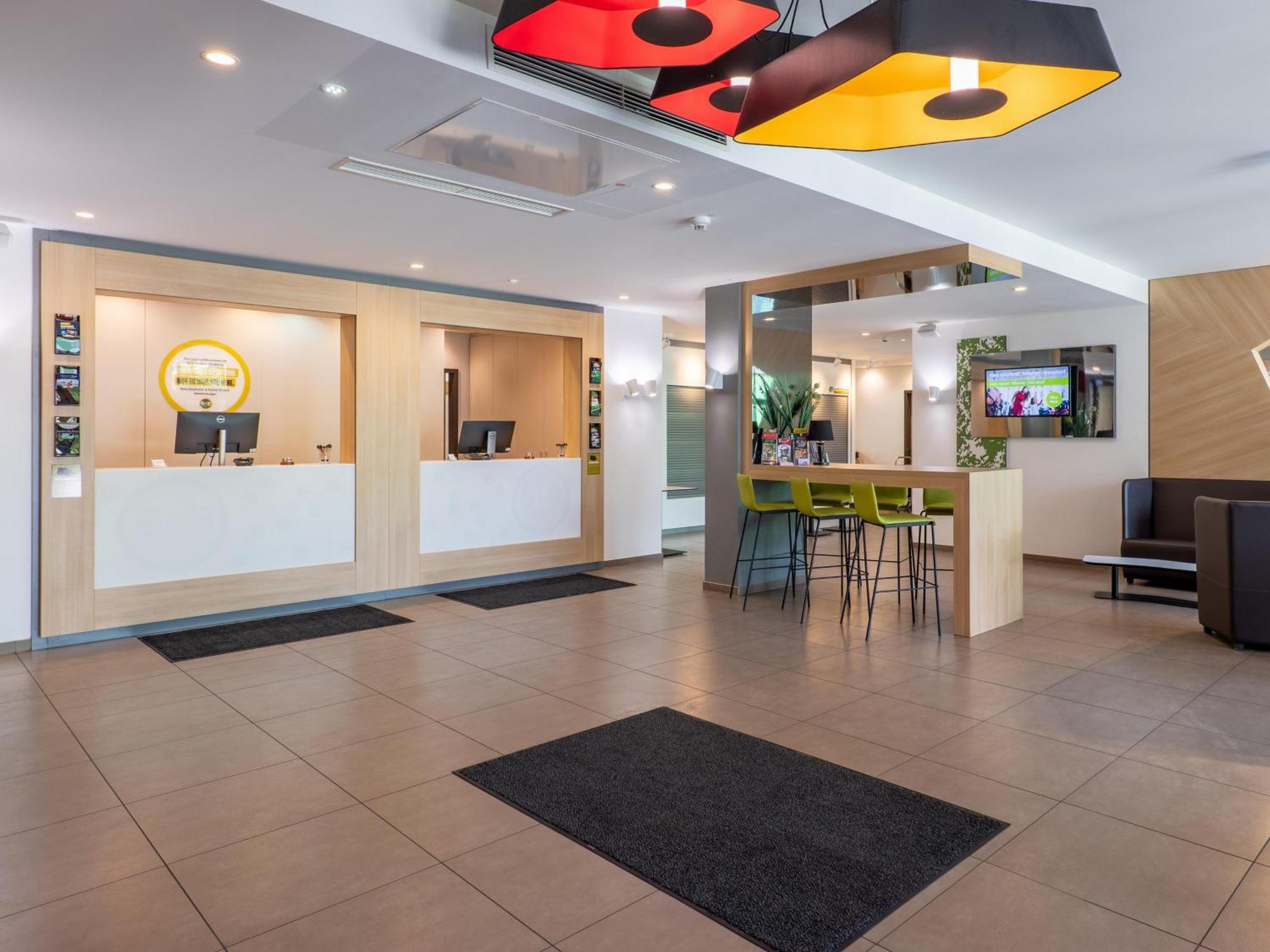 B&B Hotel Offenburg-City Екстер'єр фото