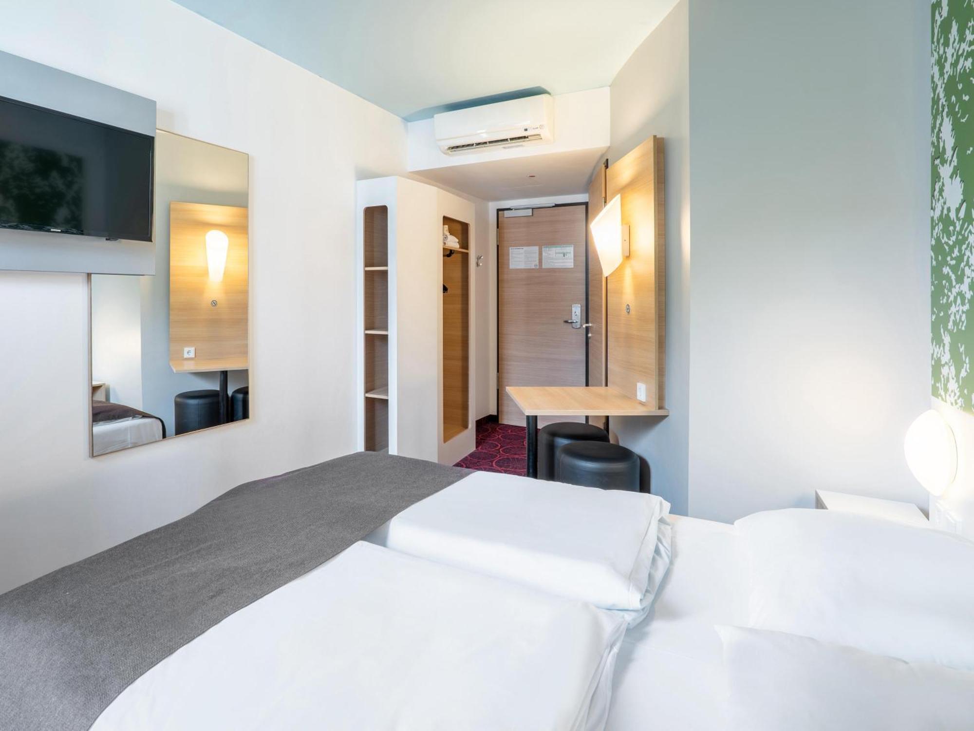 B&B Hotel Offenburg-City Екстер'єр фото