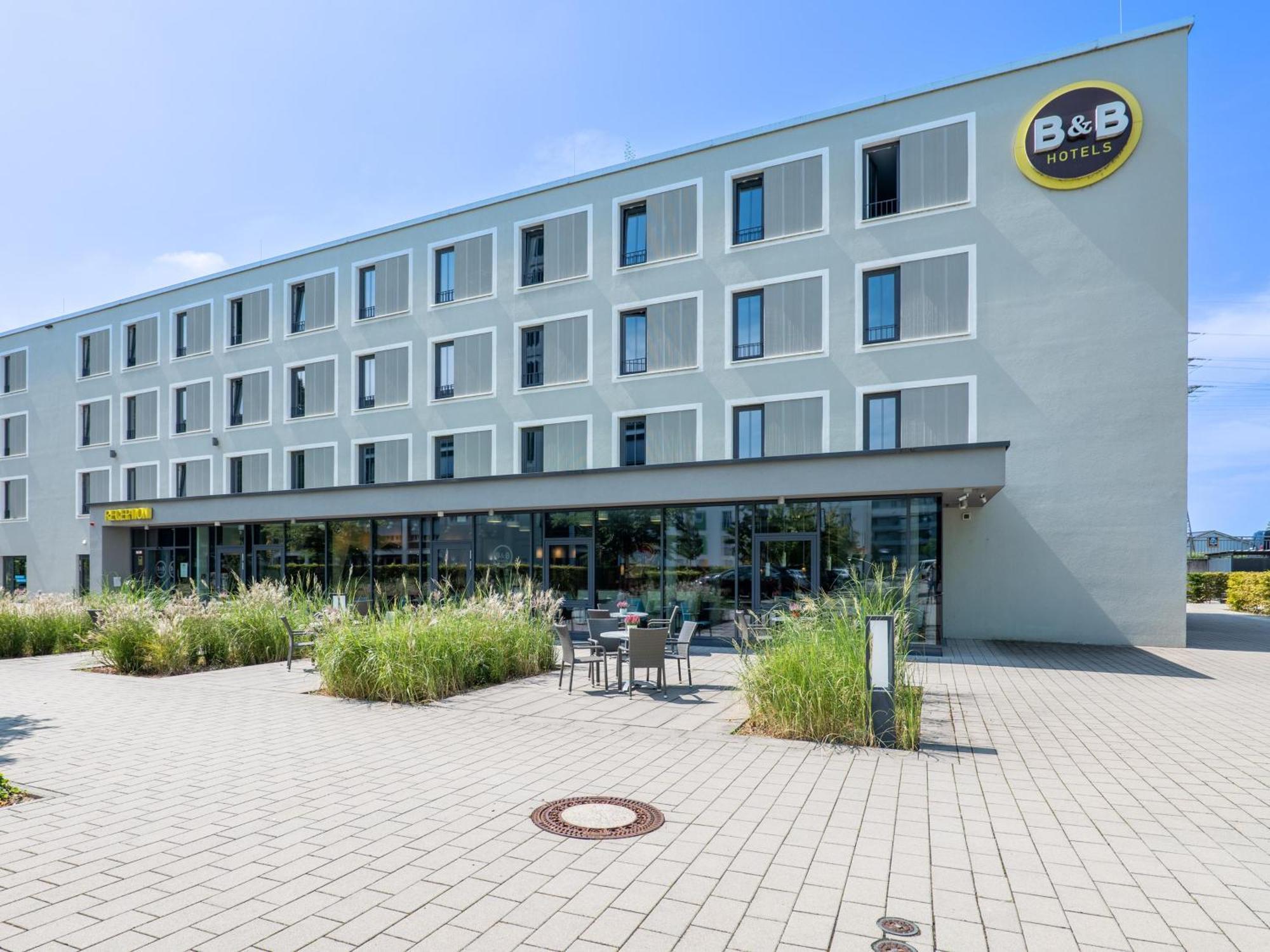 B&B Hotel Offenburg-City Екстер'єр фото